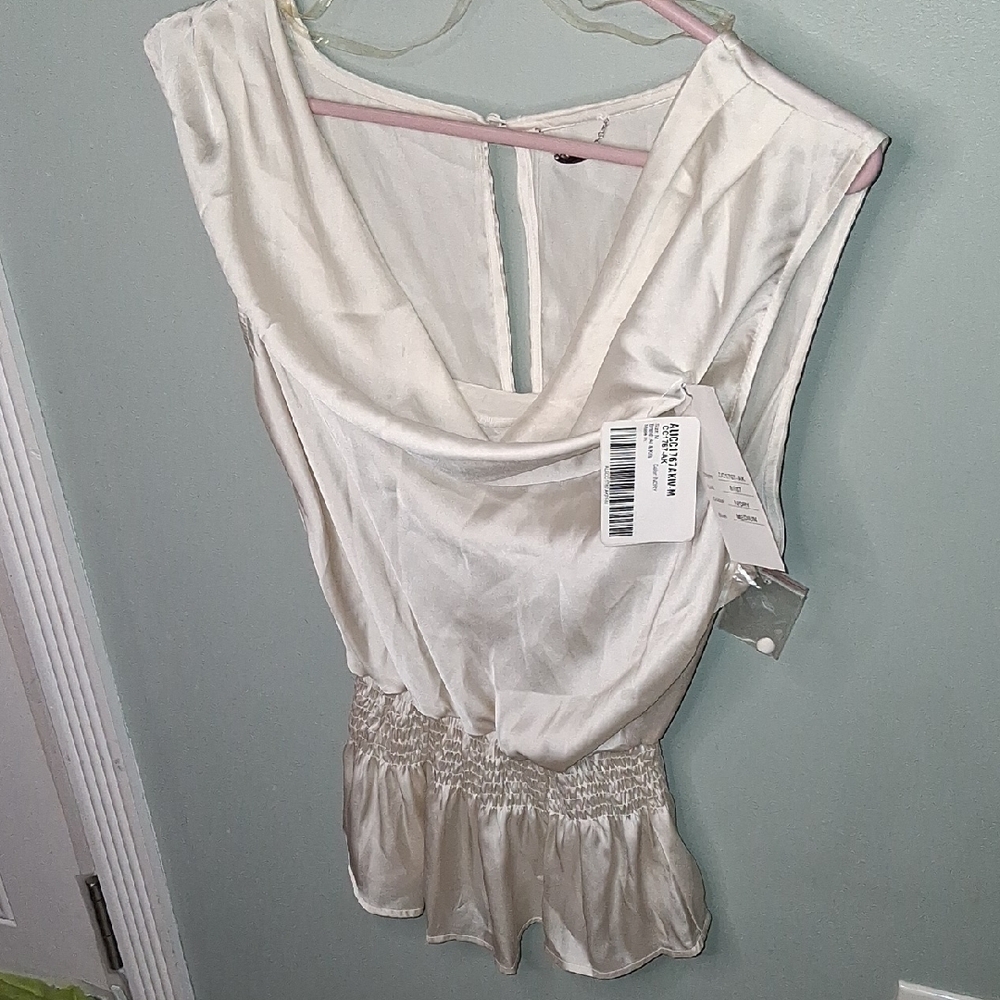 Ali & Kris White Satin Blouse